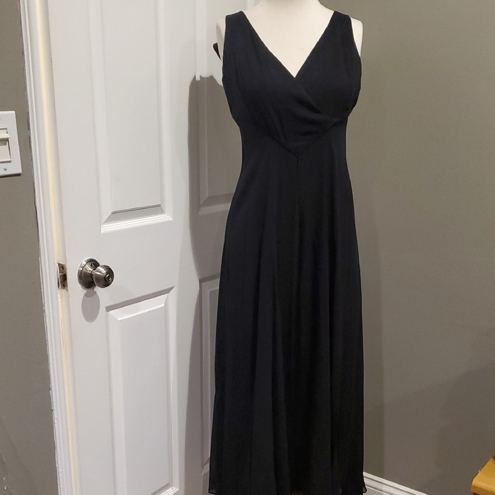 Tahari Elegant Black Maxi Evening Dress